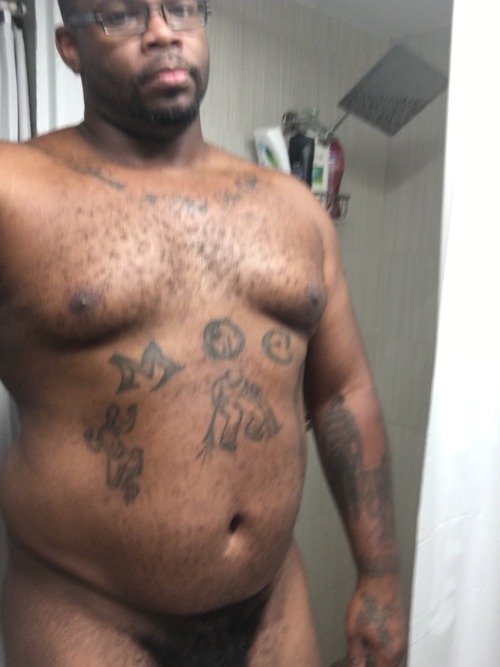 nippletheory:  UNF that chest