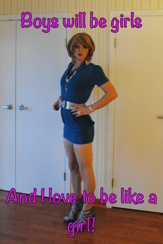 sissybitchtrixie: marename:  love her posture  I am a girl