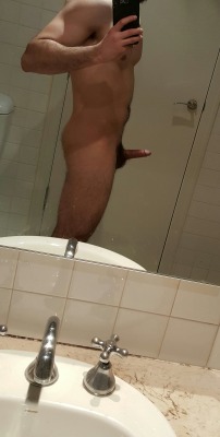 tinydickjock:  Another hot pic. Thnxs.  Beautiful guard cock makes my mouth water