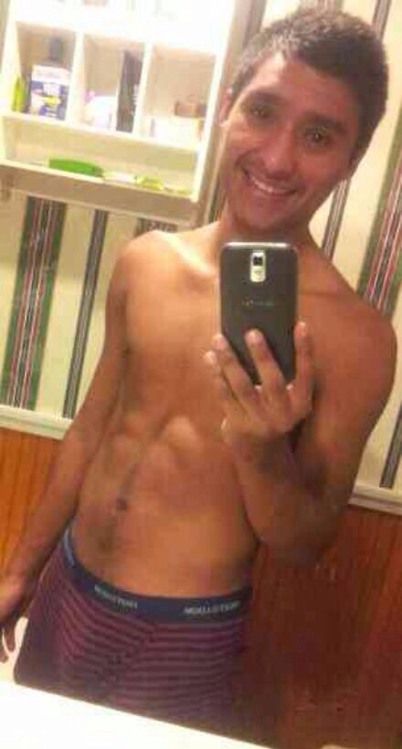 exposingkiks:  Kik hahaboyy  http://exposingkiks.tumblr.com