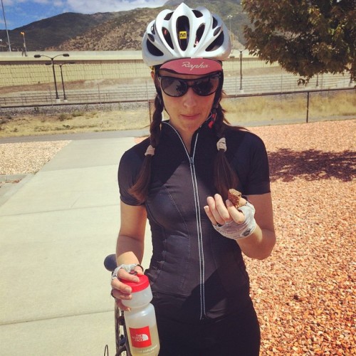 temperedpixel:  Oooowww! #rapha #chicksonbikes