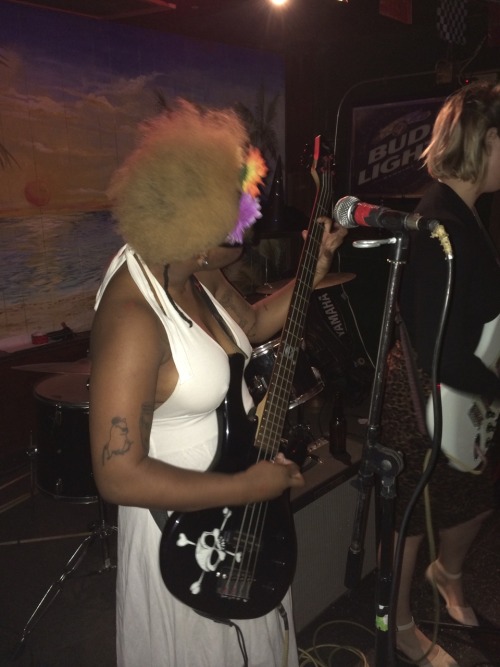 adultinsect:  CROW DOUBT ( beyonce-huxtable’s band doing a No Doubt cover set ) at Harold’s Place in San Pedro CA 10/31/14