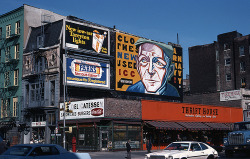 fuckyeahvintage-retro:  NYC’s Boroughs, 1977-78 © Manel Armengol C.