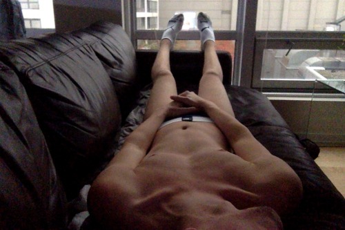 flawzeda: I leave my blinds open a lot. I should really start charging for the view.