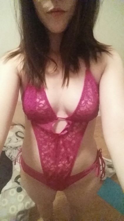 beautifullyhiddensecrets:  I want to introduce everyone to my gorgeous friend! sassy-bish97 ! We spent the night together eating eachothers pussy and taking lots of selfies💖 if you want to see more of her and the two of us together make sure to give
