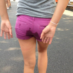 From http://justpeeingmypants.tumblr.com/post/136328223235/casualwetting-pissingherpanties-photo-from