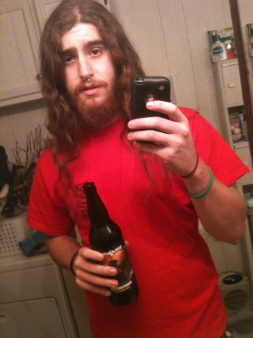 maaritime:  wahzoo:  Existence is punishment  jordan is perfect ;*  HEY EVERYBODY, SHOULD I SHAVE OR WHAT??