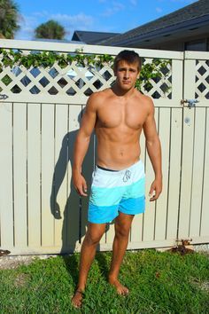 male-celebs-naked:  Joey Miuccio 1See more here