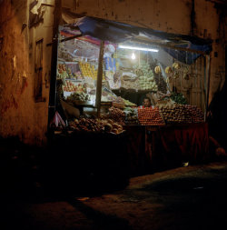 biladal-sham:  Mukalla, Yemen. July, 2007 Tim Hetherington