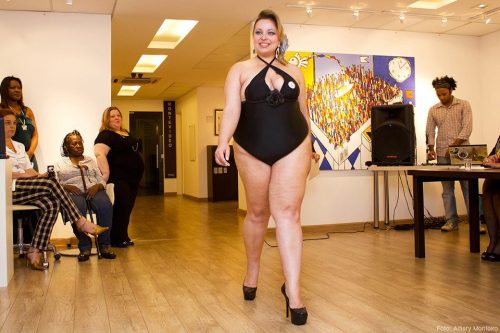 planetofthickbeautifulwomen:   Brazilian Plus Size Models @ I Concurso Garota Fique Linda Lingerie Plus Size Fashion Show 2012 