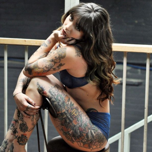 suicide&ndash;love:  Catrina.