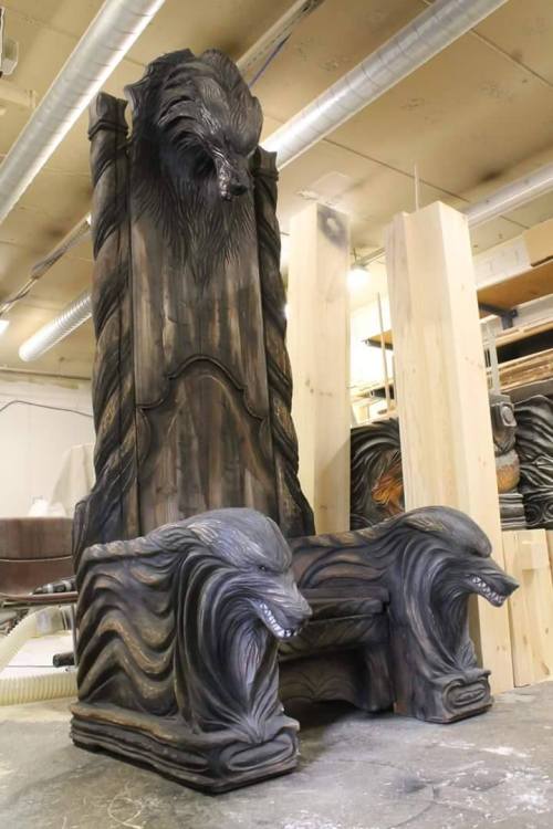 mikmak-danish-berserker-blog: Werewolf chair…