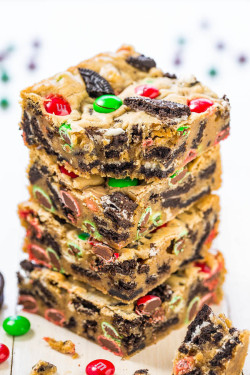 sweetoothgirl:    LOADED M&M OREO COOKIE