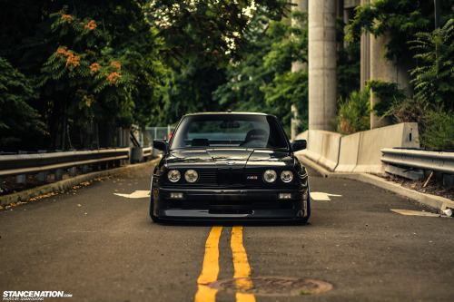 lowislife:  theonetruescotsman:  MIRO’S BMW E30 photos by Quan Doung - www.stancenation.com  This is perfection for an e30 