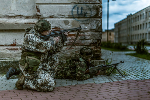 militaryarmament:  (Updated) In Exercise Flaming Sword, the Lithuanian military trained together with troops from the Latvian Special Operations Unit, Norwegian Special Forces and U.S. Navy SEALs. At the crack of dawn various small teams working together