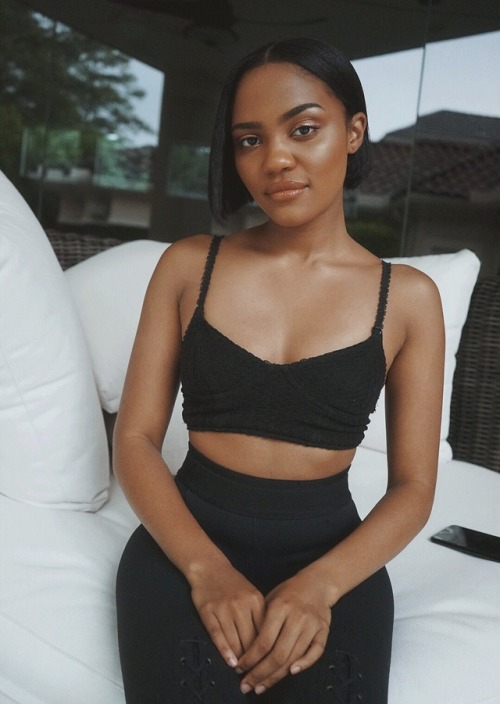 pro-royalty - China Anne McClain