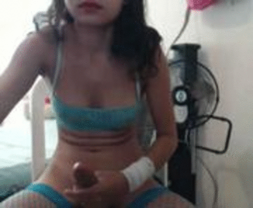 chtbsmls:  Venuz_dayana (21, from Antioquia, Colombia) is on cam! Watch their free