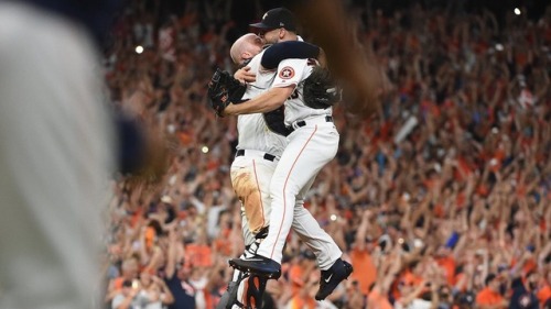 baseball-babe: World Series bound!!