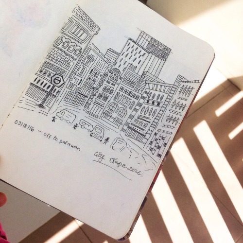 peachisty:sorta quick urban sketches n a sneak peak of my journal !! ig: flower.kid