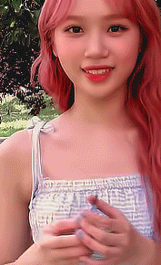 dahyun:chaewon + pink hair for anon