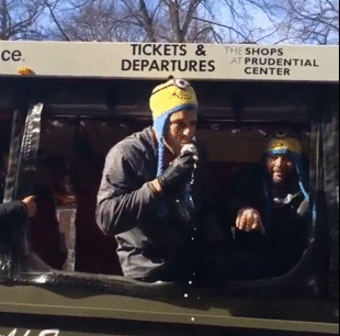 edelmenkowski:  GRONK LIKE SUPERBOWL VICTORY.VICTORY MEANS SUPERBOWL PARADE.