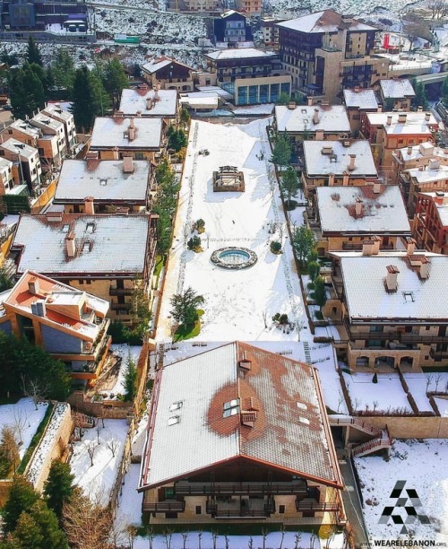 wearelebanon - White roofs in #Kfardebian!❄️❤️Would you like to...