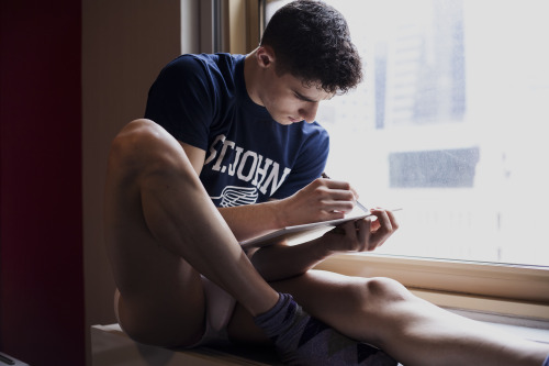 🐧 You Must Be Gay+ To View This Blog*