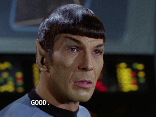 plaidshirtjimkirk:cokirk reminded me of the time Spock got a huge green boner on the bridge because 