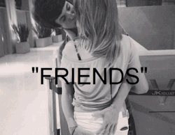 love-idi-ot:  “FRIENDS”