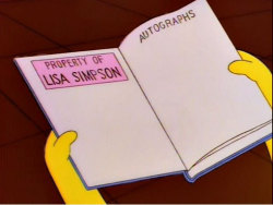 marauders4evr:  *Sniffs*They just don’t make them like this anymore!This is one of my favorite episodes of The Simpsons: Summer of 4 Ft. 2.The episode starts of with Lisa on the last day of school. She goes around and tries to get her yearbook signed