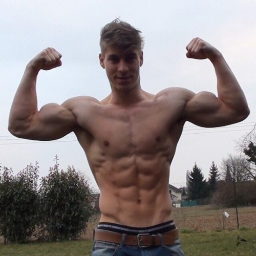 jeffandnateapproved: gymboypaul: Natural muscle is always a thing to show off. Jeff &amp; Nate A