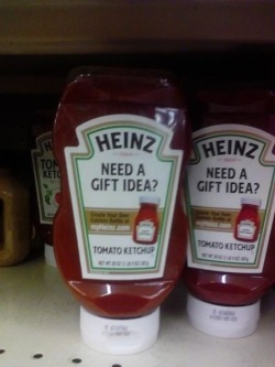 im-boldaslove:  officialblueshell:  Happy valentines day babe!! Yah I got u a bottle of fucking ketchup   ALLEN WOULD ACCEPT THIS