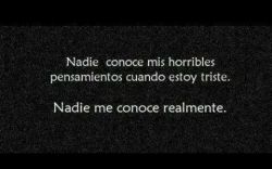 maferelimej:  Mis horribles pensamientos suicidas:/  Es indescriptible la realidad.