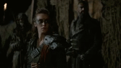 theskyheda:  The 100 || Parallels 1/? The Leadership of the Ark//Lexa 