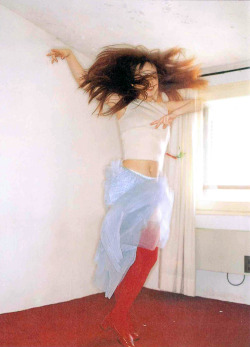 Girly-Folk:yuki. Girly★Folk. © 2000 Yuki / Sony Music Stars / Through / Sony Magazines