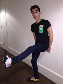 jeremy-shadas:  @JeremyShada Rocking some fresh #AdventureTime kicks!!!(and T-shirt) from @jayjays_au thanks for the gear!! :)  