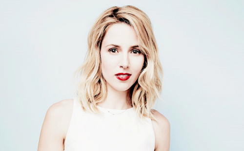 heartalonatal:  Alona Tal photographed by Maarten De Boer  at the Getty Images Portrait St