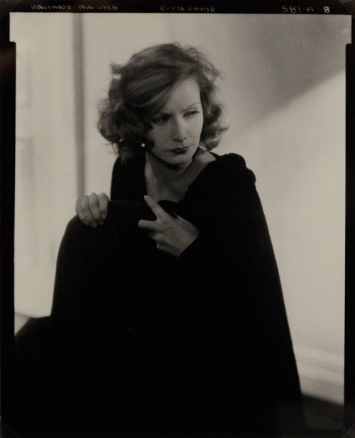 lelaid:Greta Garbo by Edward Steichen, 1928