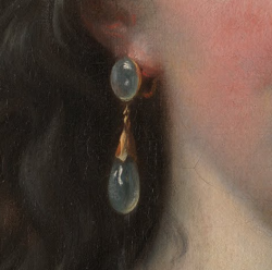 tiny-librarian:  Detail of an earring from