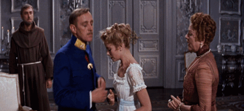 dosesofgrace:   Grace Kelly, Alec Guinness, Jessie Royce Landis and Brian Aherne in The Swan (1956)