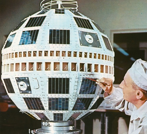 magictransistor:  Telstar 1, 1962. adult photos