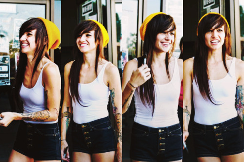 darebearrrrr:  hello perfection