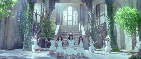 seunqyoun:  closer 