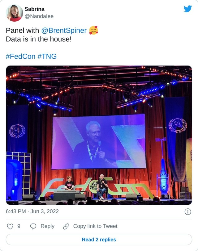 Panel with @BrentSpiner Data is in the house! #FedCon #TNG pic.twitter.com/nuZ3xjUhEi — Sabrina (@NandaIee) June 3, 2022