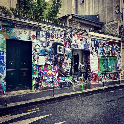#gainsbourg #verneuil #paris #streetart https://www.instagram.com/p/CMXtFuJBUyH/?igshid=1gkf6xwia7m