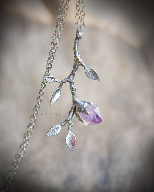  Dainty soldered branch with raw amethyst crystal #art #artstagram #krinna #krinnahandmade #alisamas