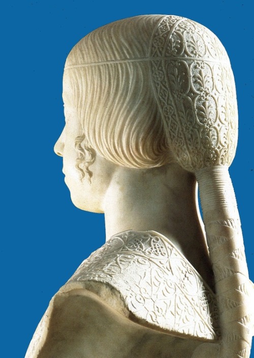 Bust of Beatrice d'Este by Gian Cristoforo Romano,1490