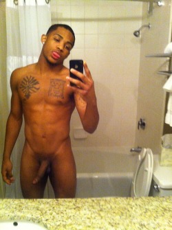 bbx5:  MORE BLACK DUDES HERE…