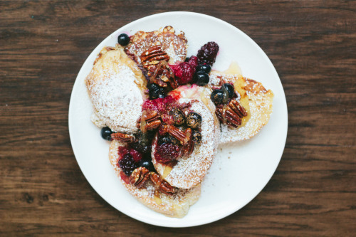  French Toast with Berries and Candied PecansOctober 04, 2014 10:50AM 