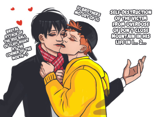 mopillow:lo-li-ta87:sholtooxenstierna:He Tian and Mo Guan Shan at the very beginning of their relati